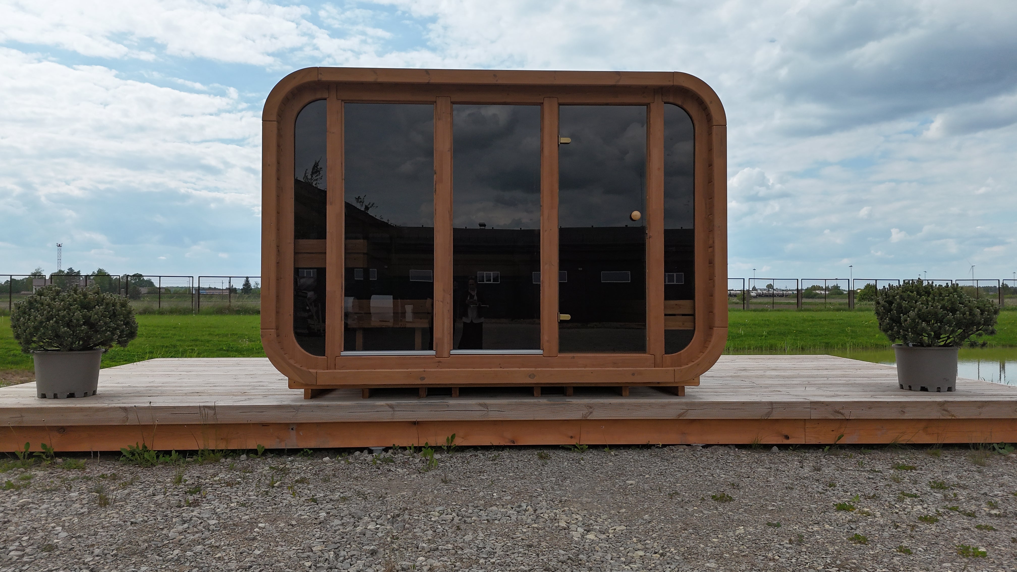 RecoSauna Comfort Square Sauna 3.0 x 2.3 m - Thermowood