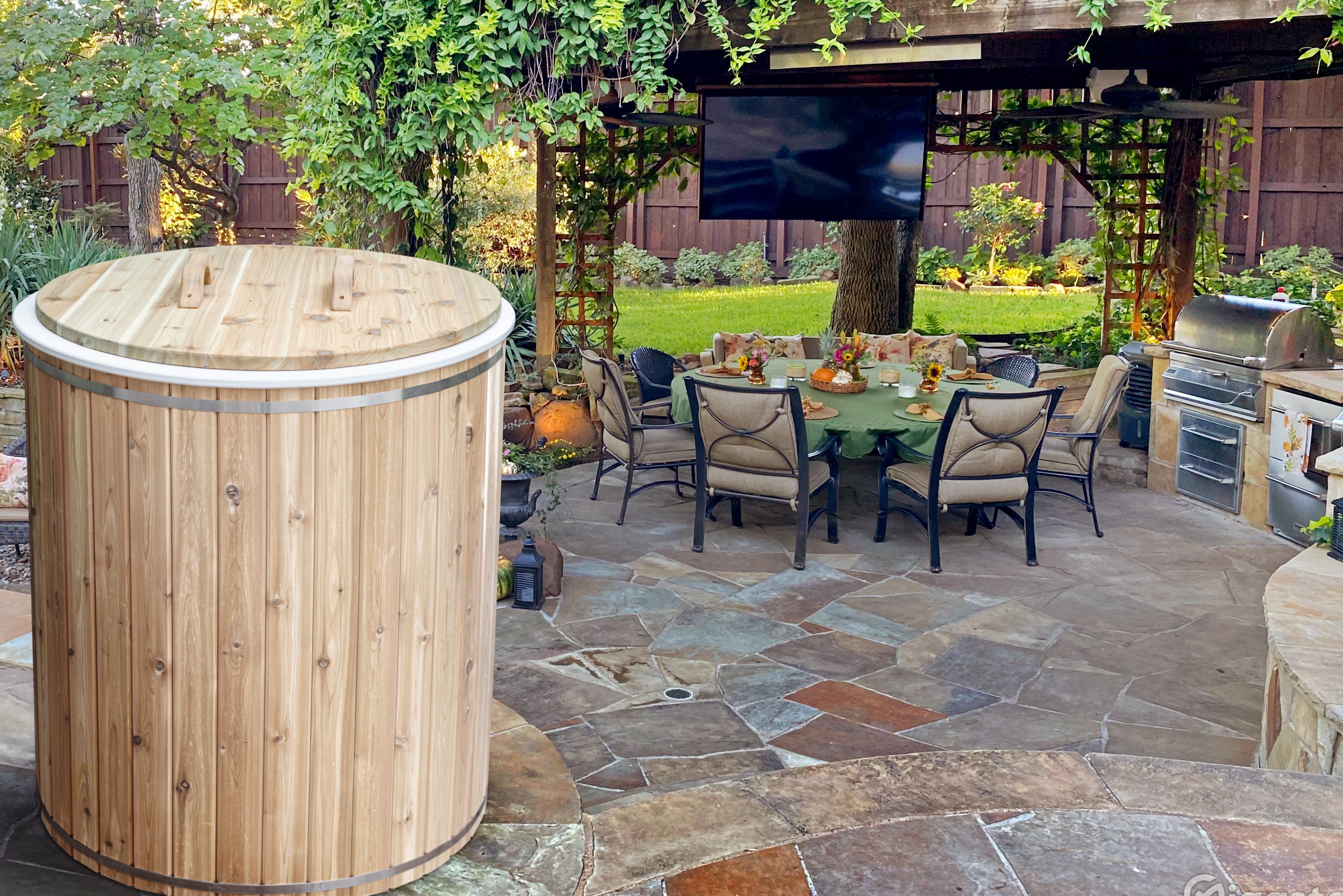 The Baltic Plunge Tub - LeisureCraft